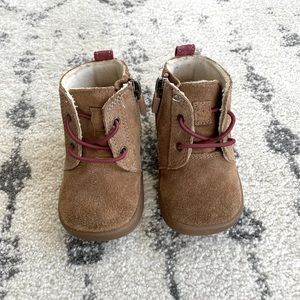 Toddler Ugg boots size 4/5